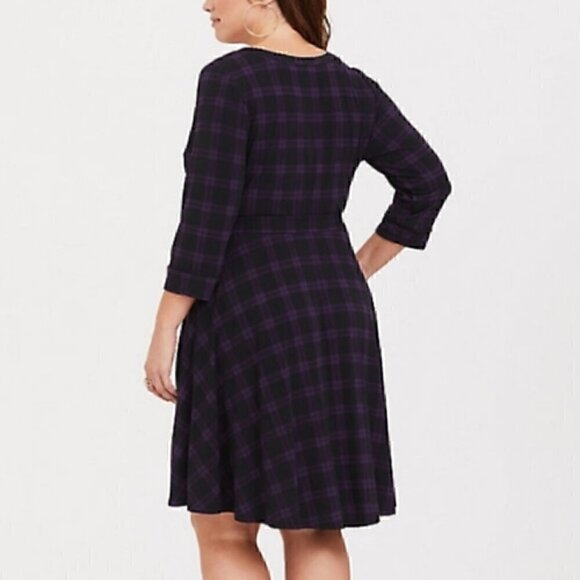 TORRID 2 Plus Size Purple Plaid Studio Wrap Dress Black Surplice 3/4 Sleeve 2X - Picture 3 of 16